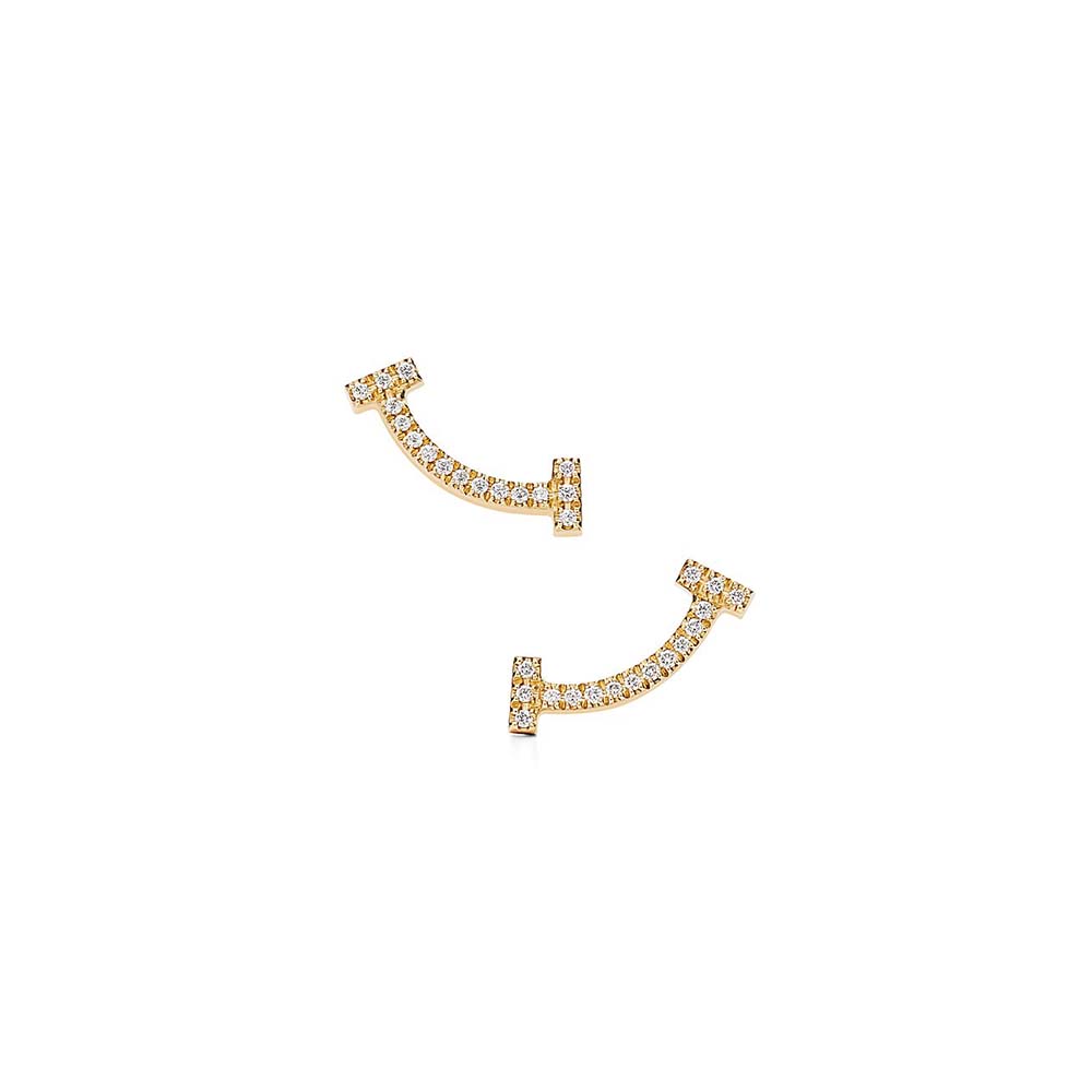 Brincos T Smile em Ouro Amarelo com Pavé de Diamantes