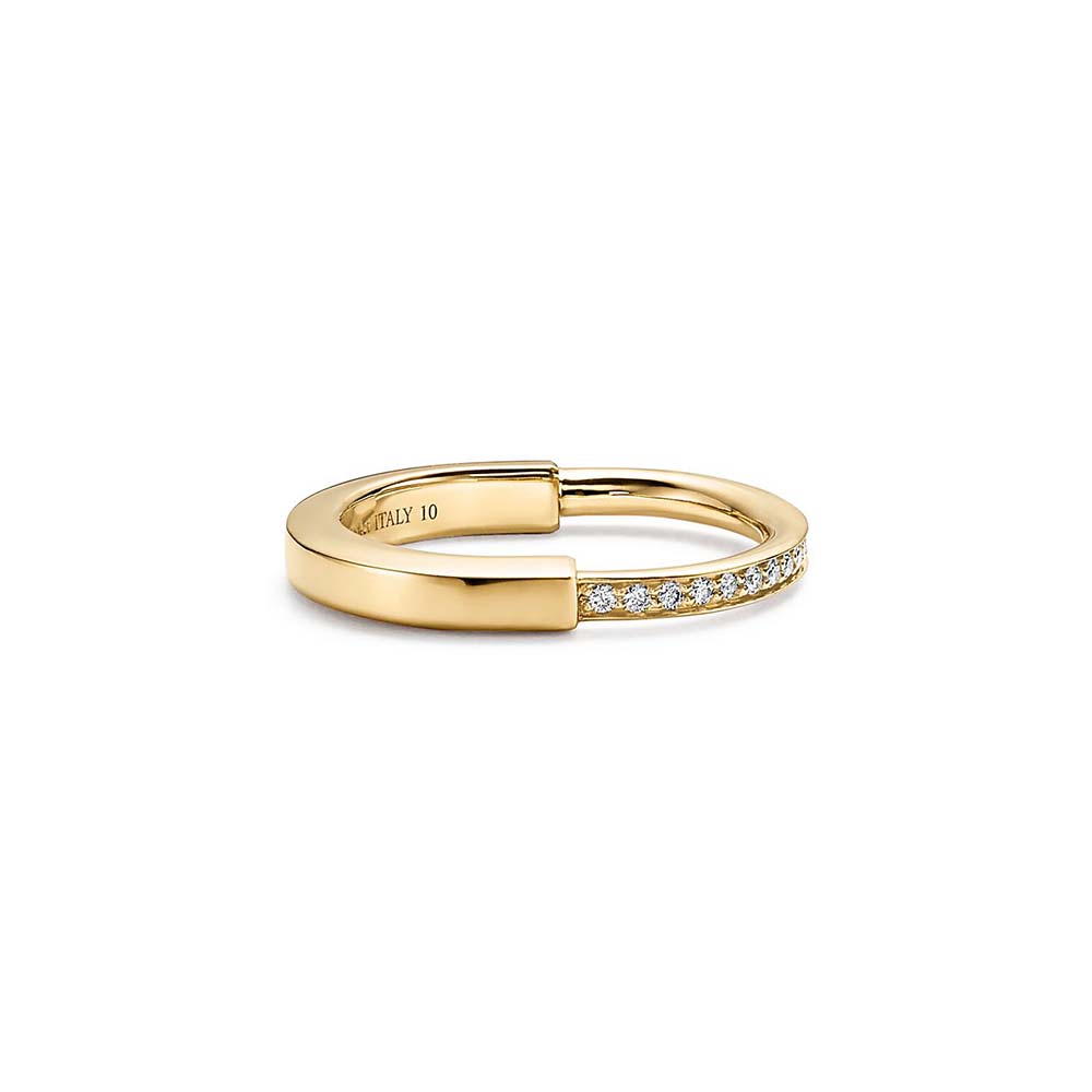 Anel em Ouro Amarelo com Diamantes--0